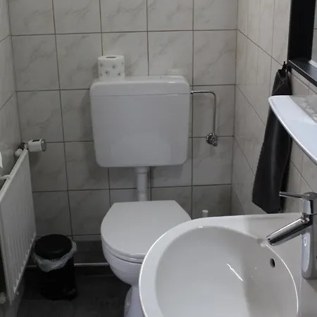 Greuel Apartmán *